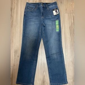 Jones NY Signature Lexington Straight size 10, natural waist, 5 pockets NWT